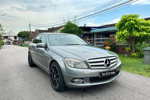 2009 Mercedes Benz C-Class Saloon C200 1.8 Terpakai